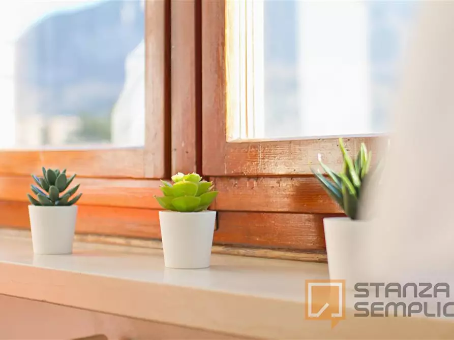 Immagine 2 di Stanza singola in affitto  in Via Resinelli 12 a Lecco