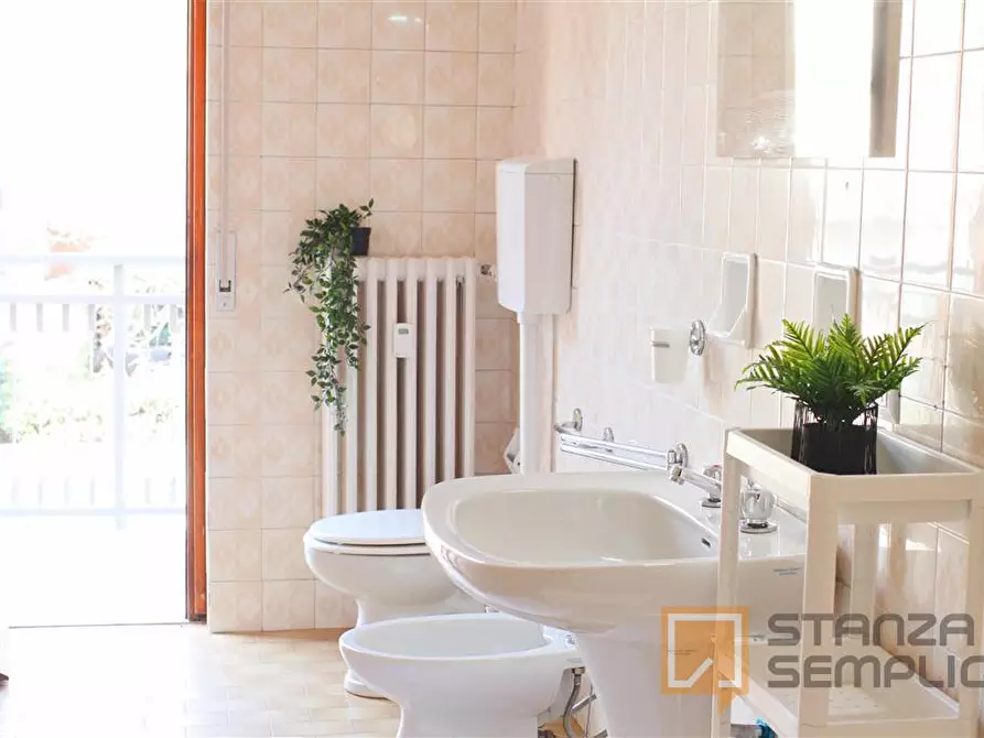 Immagine 11 di Stanza singola in affitto  in Via Como 10 a Lecco