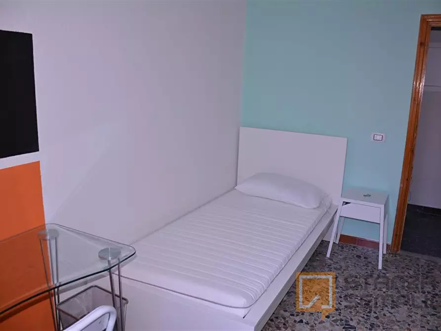 Immagine 2 di Stanza singola in affitto  in Via Lombardia 2 a Cagliari