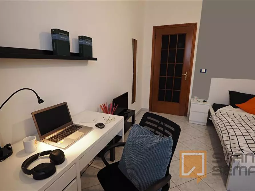 Immagine 3 di Stanza singola in affitto  in Via  Rodolfo Renier 63 a Torino