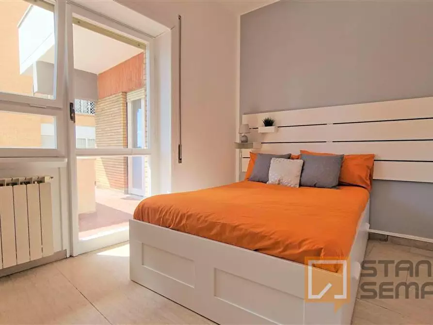 Immagine 4 di Stanza singola in affitto  in Lungotevere di Pietra Papa, 61  a Roma