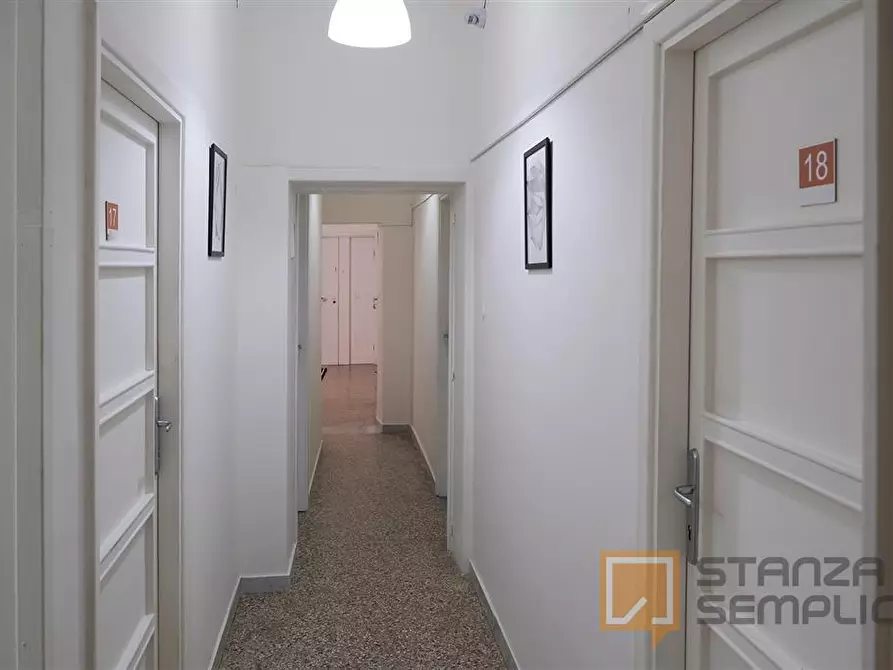 Immagine 13 di Stanza singola in affitto  in Vico Campane a Donnalbina n. 18 a Napoli