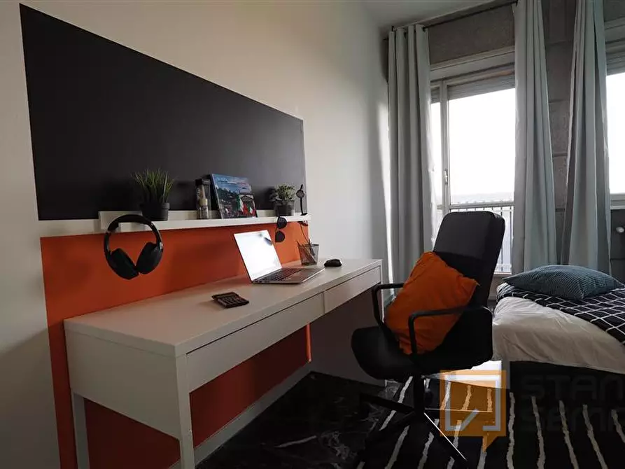 Immagine 1 di Stanza singola in affitto  in Piazza Statuto 24 a Torino