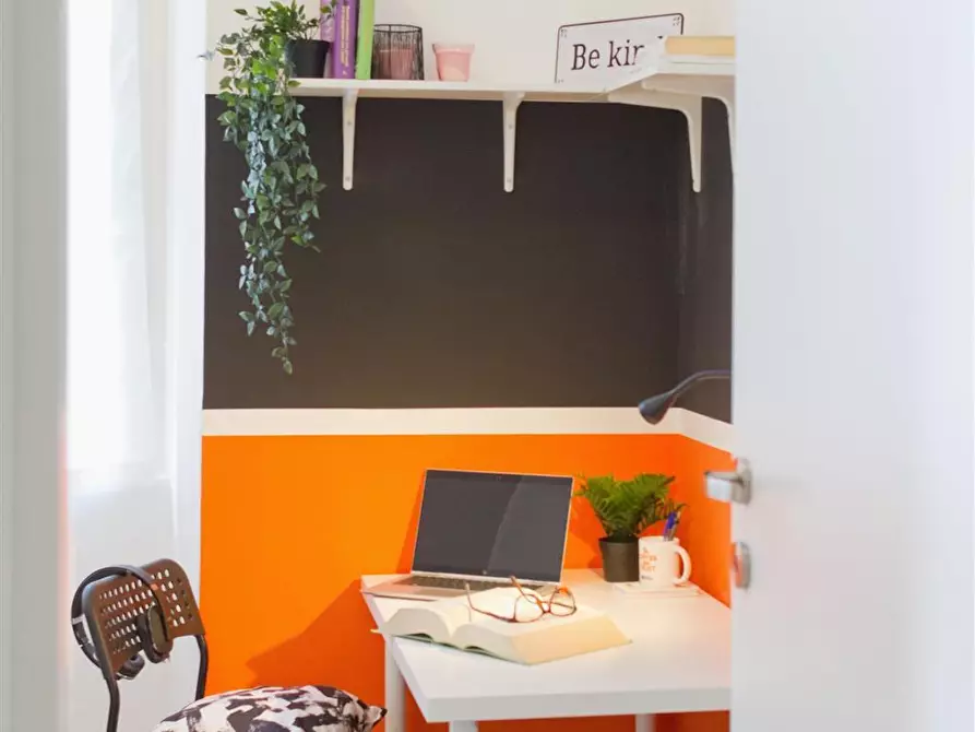 Immagine 5 di Stanza singola in affitto  in Via Belvedere 32 a Lecco