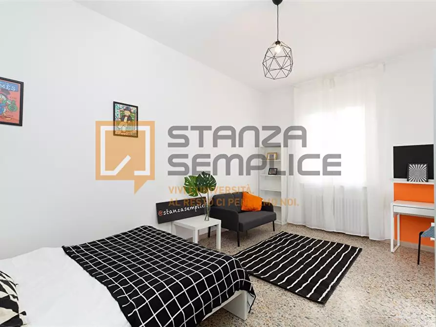 Immagine 1 di Stanza singola in affitto  in CORSO D'AUGUSTO, 108 a Rimini