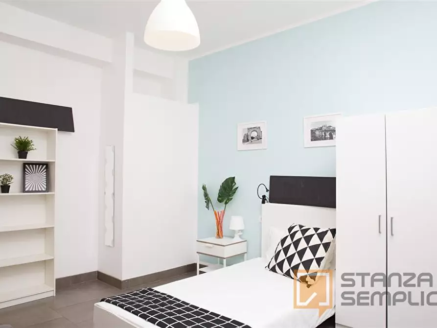 Immagine 4 di Stanza singola in affitto  in VIA BASTIONI SETTENTRIONALI, 49 a Rimini