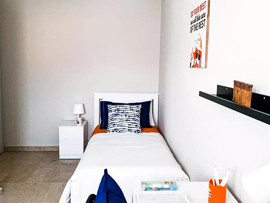 Immagine 5 di Stanza singola in affitto  in Corso Massimo d'Azeglio n.60 Scala H a Torino