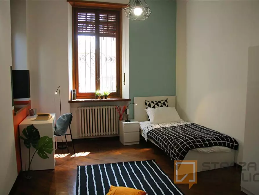 Immagine 1 di Stanza singola in affitto  in Via Beaulard 58 a Torino