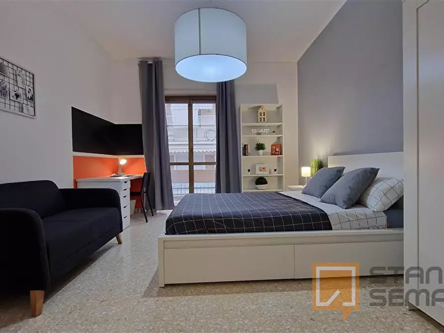 Immagine 2 di Stanza singola in affitto  in Piazza Cardinal Ferrari, 2 a Roma