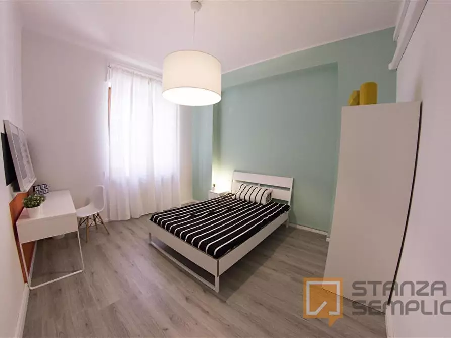 Immagine 1 di Stanza singola in affitto  in Via Antonio Cocchi a Firenze