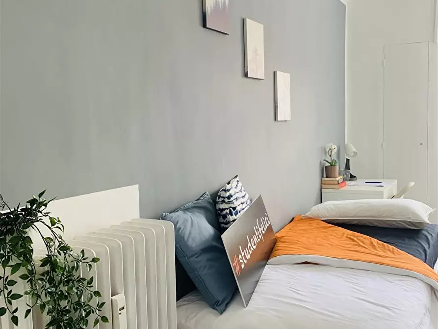 Immagine 2 di Stanza singola in affitto  in Via Galliari n.33 a Torino