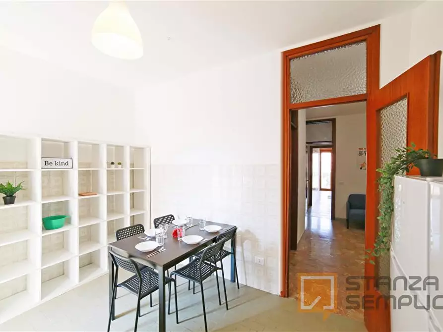 Immagine 10 di Stanza singola in affitto  in Via Como 10 a Lecco