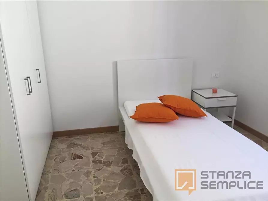 Immagine 1 di Stanza singola in affitto  in VIA DELLA COLONNA 35 a Firenze