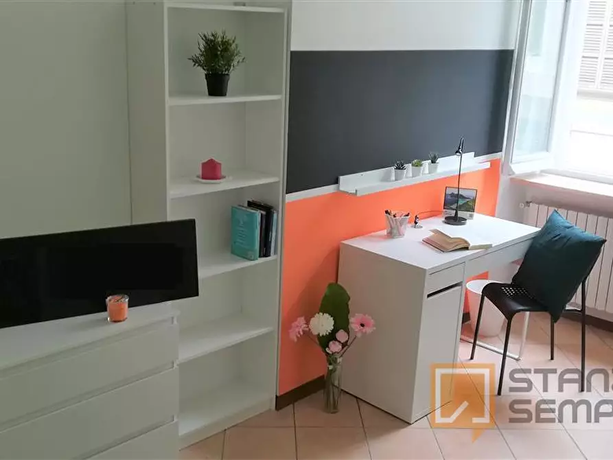 Immagine 4 di Stanza singola in affitto  in VIA CAVOUR-BG RONCHINI a Parma