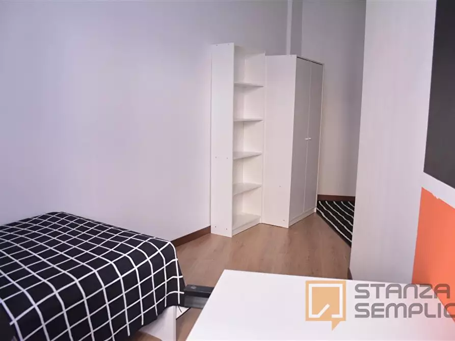 Immagine 3 di Stanza singola in affitto  in Via Tigellio 20b a Cagliari