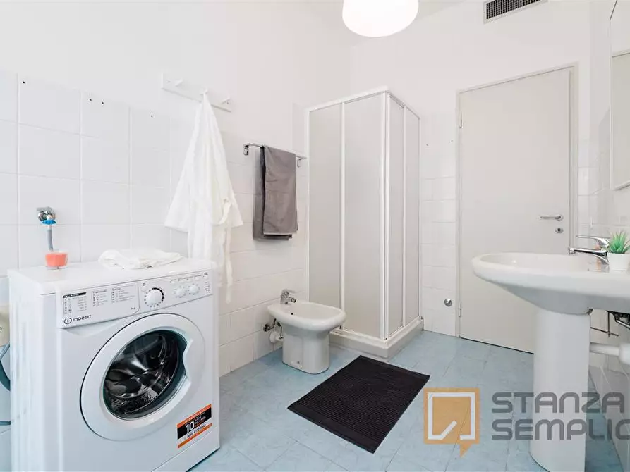 Immagine 12 di Stanza singola in affitto  in VIA ANGELO MAJ 16 - INTERNO 2 a Bergamo