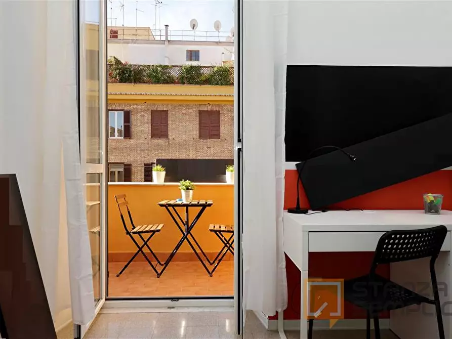 Immagine 5 di Stanza singola in affitto  in Via Eleonora D'arborea 38 a Roma