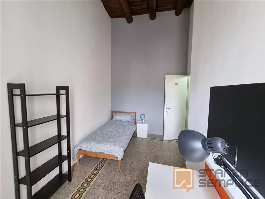 Immagine 3 di Stanza singola in affitto  in Via Pietro Trinchera n. 4 a Napoli