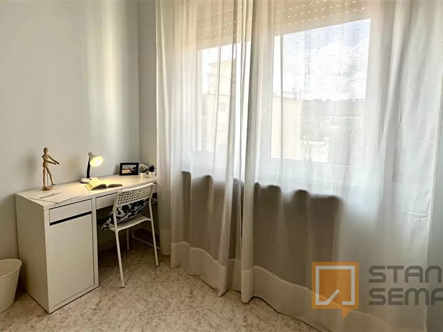 Immagine 3 di Stanza singola in affitto  in Via Diocleziano n. 210   a Casandrino