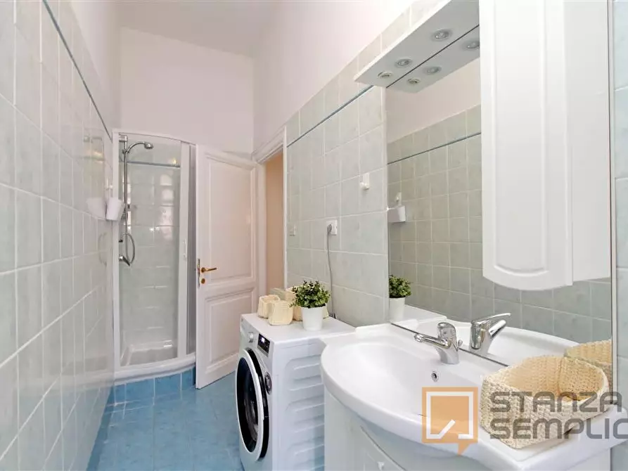 Immagine 11 di Stanza singola in affitto  in Via di Villa Koch 4 a Roma