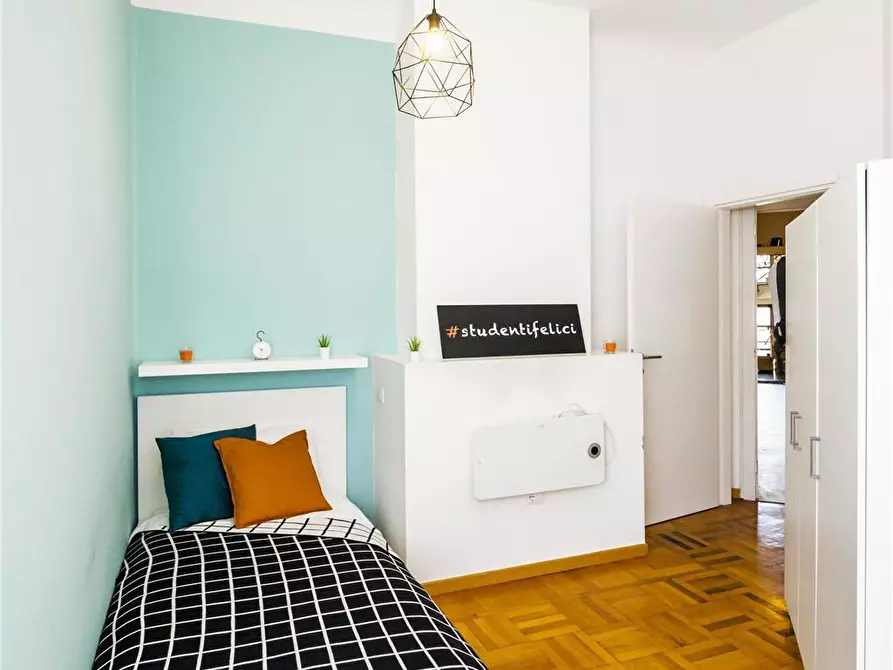 Immagine 2 di Stanza singola in affitto  in VIA GIUSEPPE VERDI 2/A a Bergamo