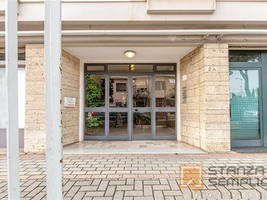 Immagine 10 di Stanza singola in affitto  in VIA UGO FOSCOLO 2A a Pisa