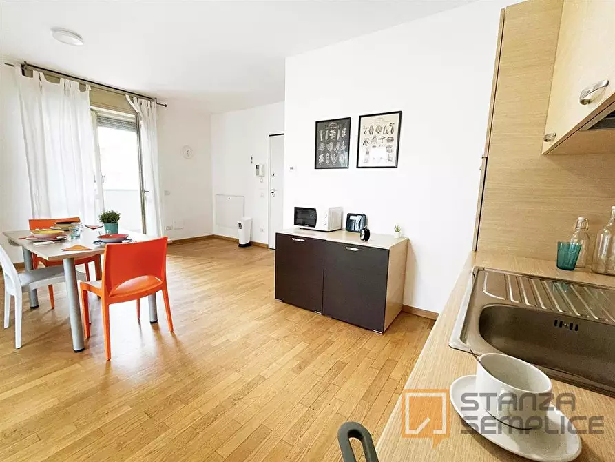 Immagine 8 di Stanza singola in affitto  in VIA BERIZZI 37 a Bergamo