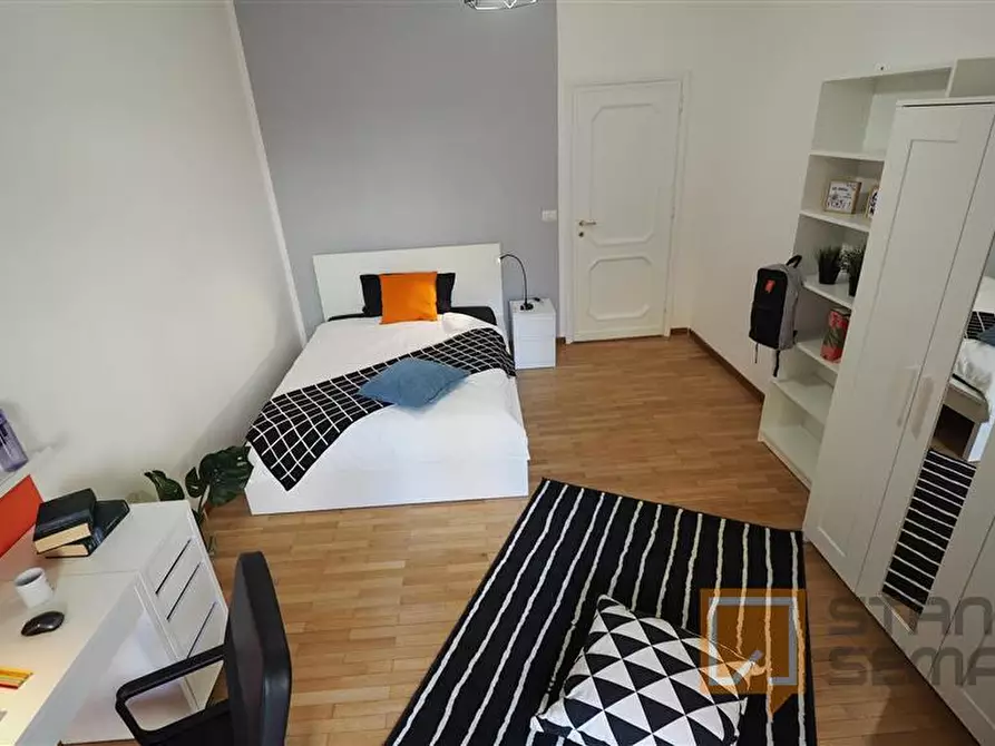 Immagine 5 di Stanza singola in affitto  in Via Santa Chiara 50 a Torino