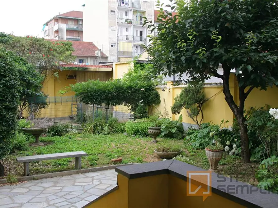 Immagine 17 di Stanza singola in affitto  in Via Beaulard 58 a Torino