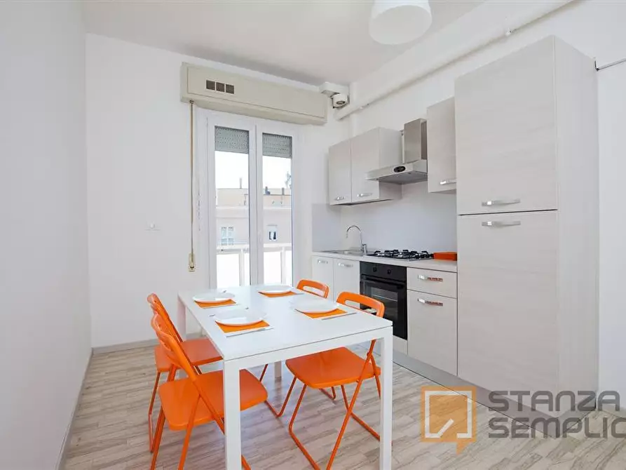 Immagine 6 di Stanza singola in affitto  in VIA CARLO CATTANEO, 20 a Rimini