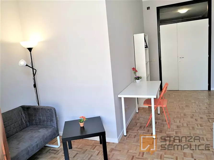 Immagine 2 di Stanza singola in affitto  in STRADA MAZZINI- GAL. POLIDORO a Parma