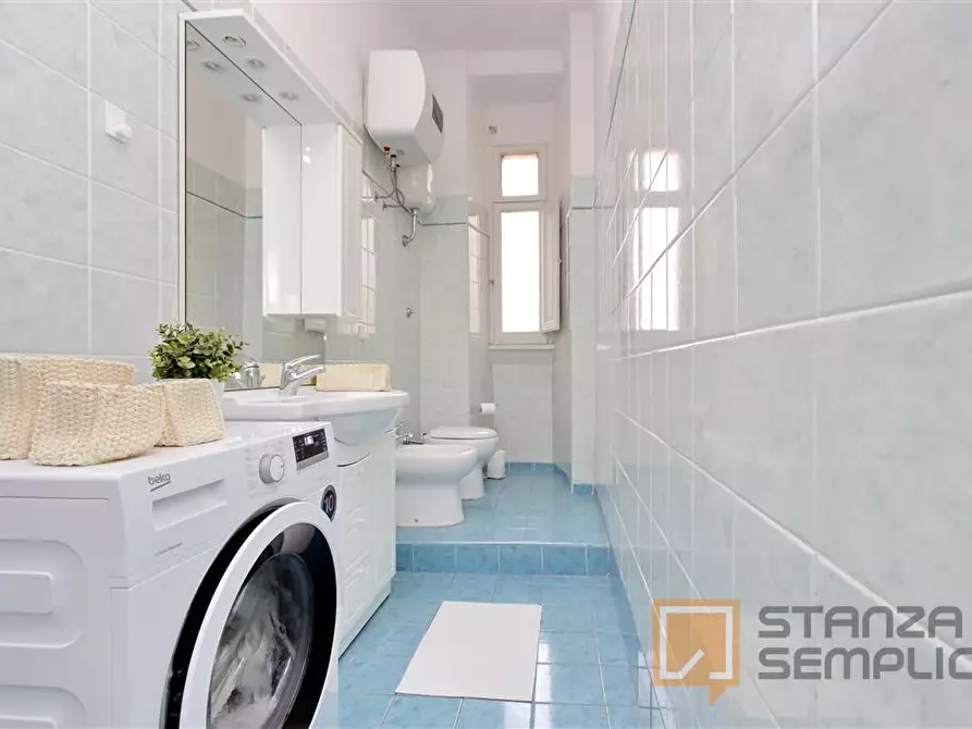 Immagine 9 di Stanza singola in affitto  in Via di Villa Koch 4 a Roma