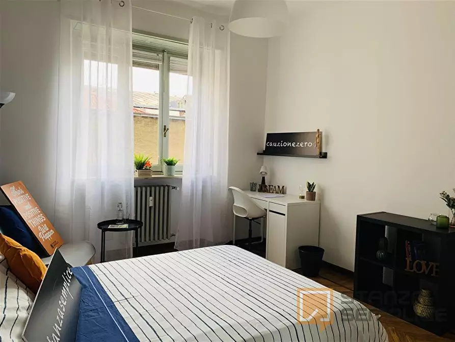 Immagine 2 di Stanza singola in affitto  in Via Sant'Agostino n.12 a Torino