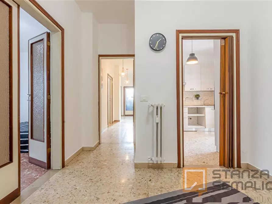 Immagine 9 di Stanza singola in affitto  in VIA UGO FOSCOLO 2A a Pisa