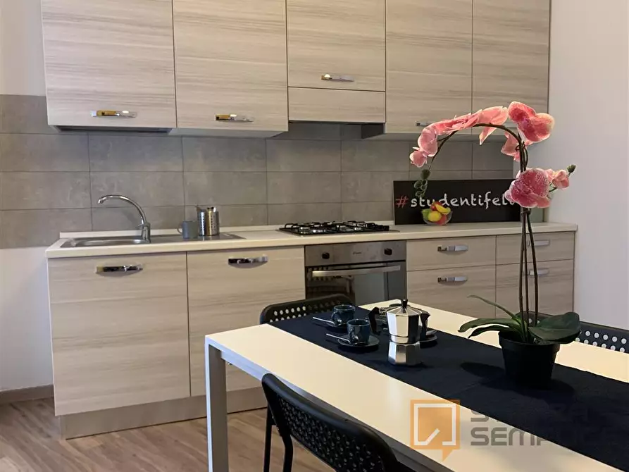 Immagine 10 di Stanza singola in affitto  in Via Caraglio 87 a Torino