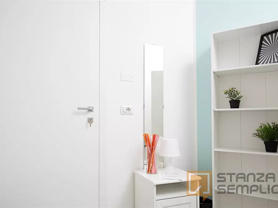 Immagine 1 di Stanza singola in affitto  in VICOLO GIOIA,1 a Rimini