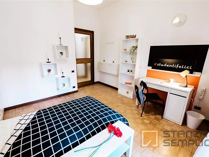 Immagine 3 di Stanza singola in affitto  in Via MOZART 8 - INTERNO 1 a Bergamo