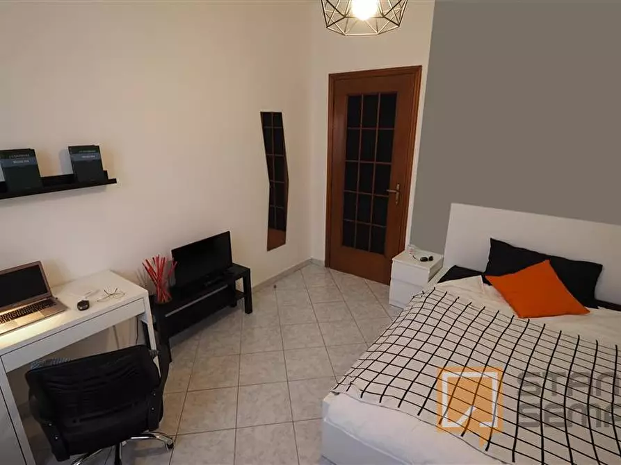 Immagine 4 di Stanza singola in affitto  in Via  Rodolfo Renier 63 a Torino