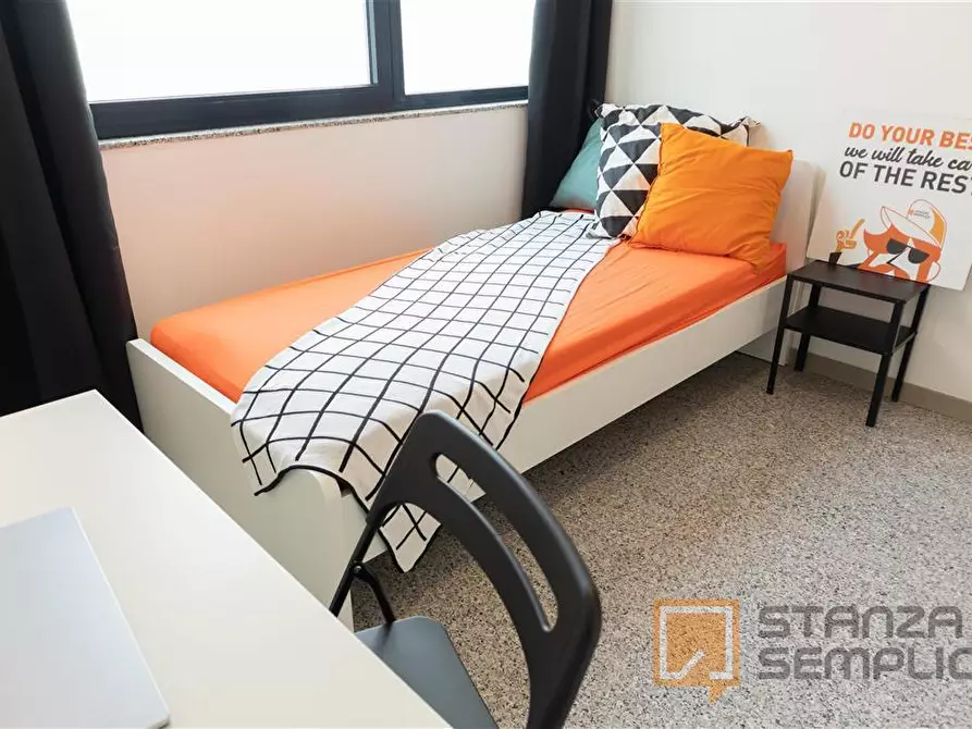 Immagine 1 di Stanza singola in affitto  in Via Dante 108 a Cagliari