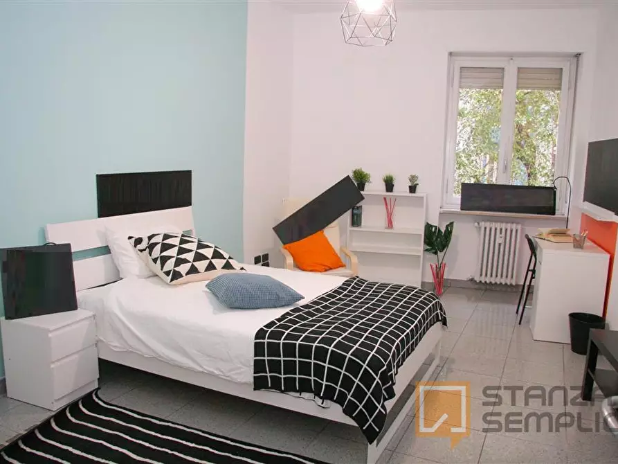 Immagine 1 di Stanza singola in affitto  in Corso Dante 79 a Torino