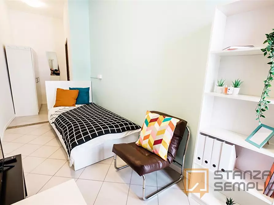 Immagine 2 di Stanza singola in affitto  in Via ANGELO MAJ 11 a Bergamo