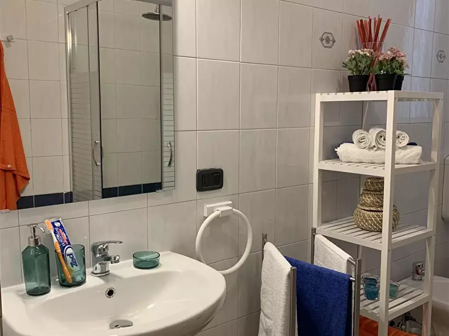 Immagine 17 di Stanza singola in affitto  in Via Caraglio 87 a Torino