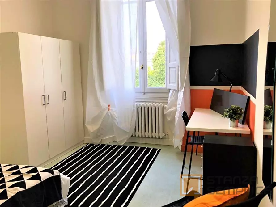 Immagine 2 di Stanza singola in affitto  in VIA DELLA CERNAIA 38 a Firenze