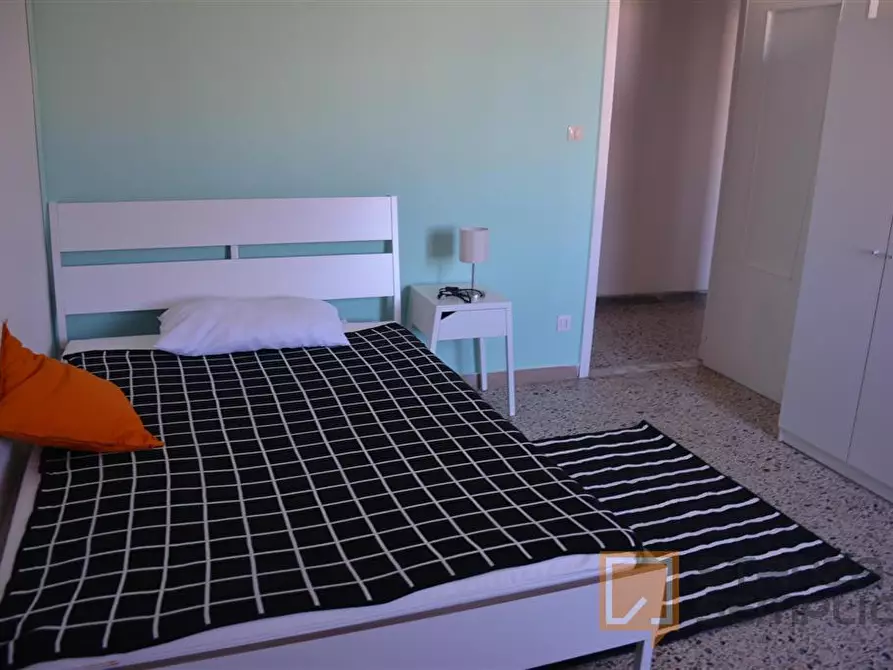 Immagine 2 di Stanza singola in affitto  in Via Ingurtosu n9 a Cagliari