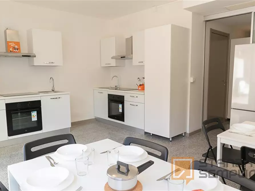 Immagine 6 di Stanza singola in affitto  in Via Dante 108 a Cagliari