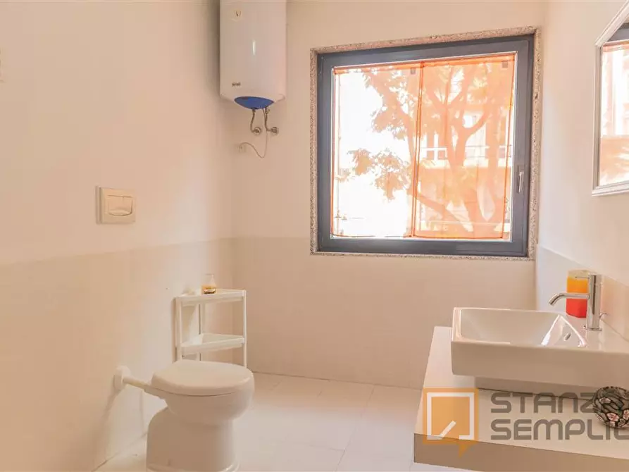 Immagine 4 di Stanza singola in affitto  in Via Dante 108 a Cagliari