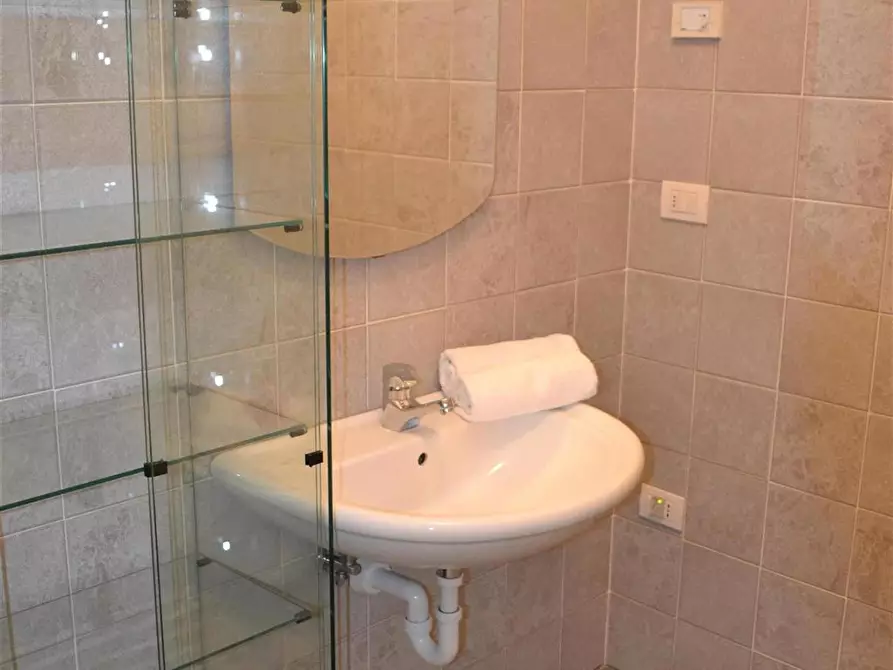 Immagine 13 di Stanza singola in affitto  in VIA PORTICI 11 a Rovereto