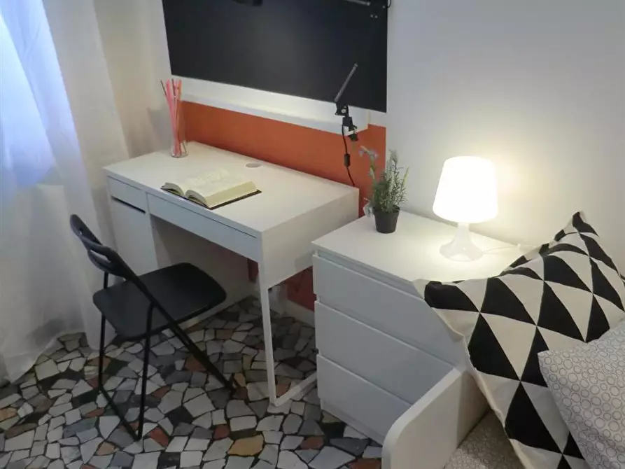 Immagine 3 di Stanza singola in affitto  in Galleria Santa Lucia 1 a Padova