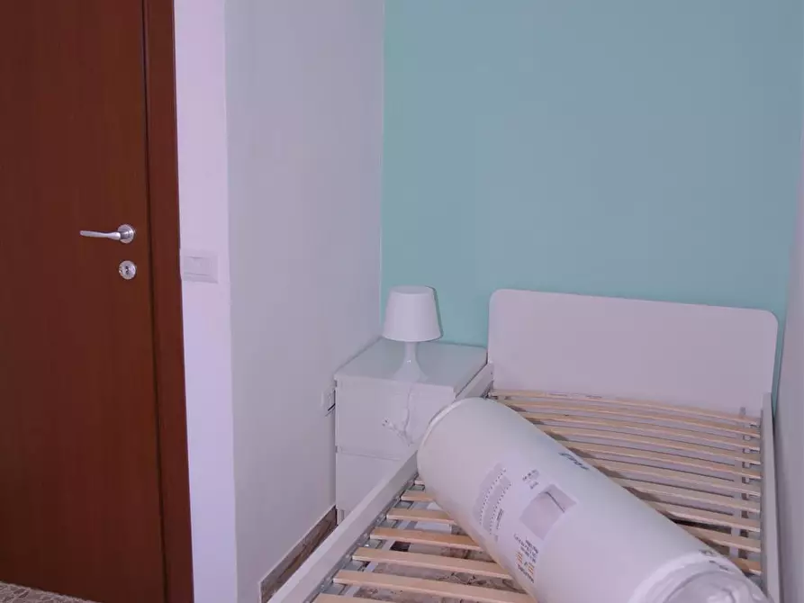 Immagine 1 di Stanza singola in affitto  in Via Lombardia 2 a Cagliari