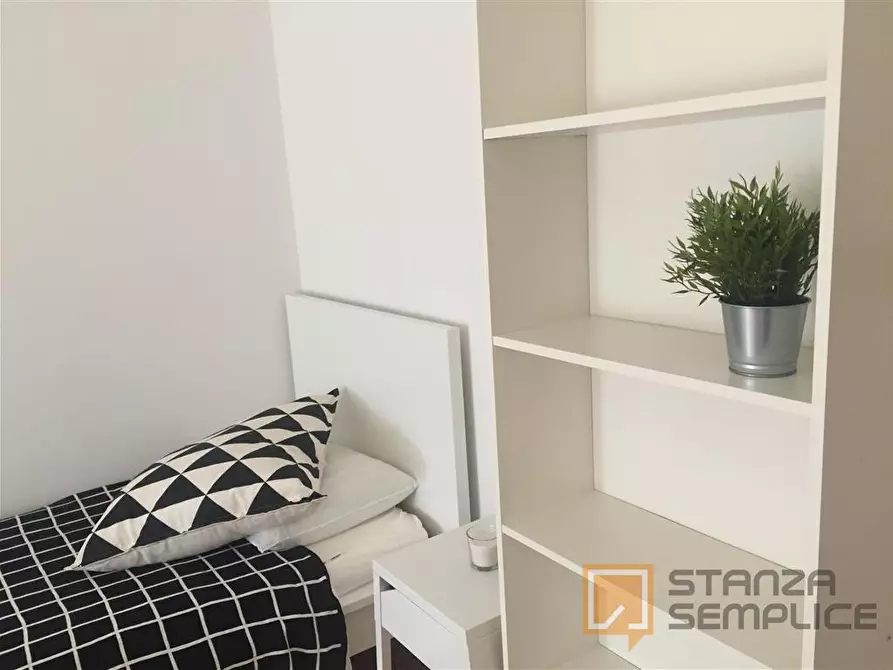 Immagine 2 di Stanza singola in affitto  in VIA F. BARACCA 2 a Firenze